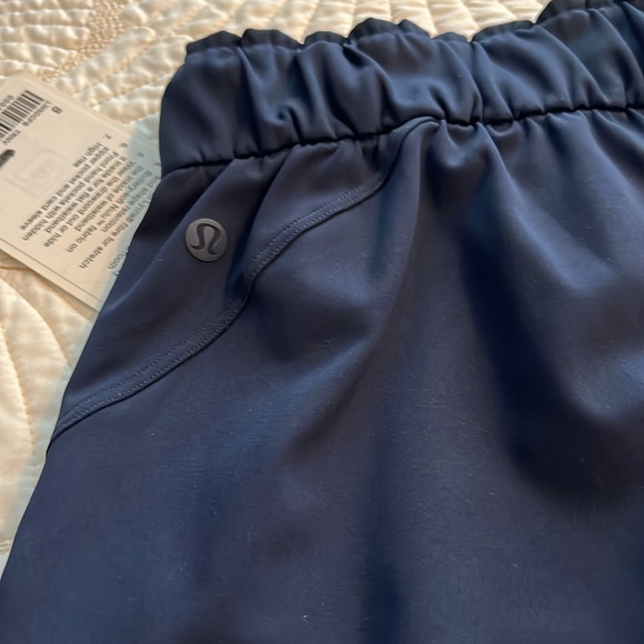Lululemon Stretch HR 7/8 Pant Navy NWT - Picture 7 of 8